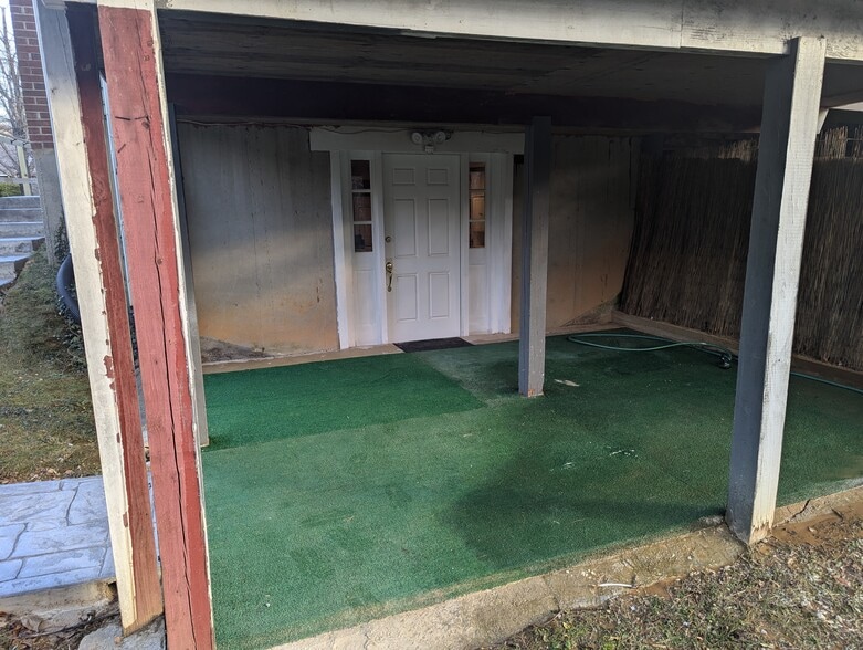 Building Photo - 3 Richview Ct