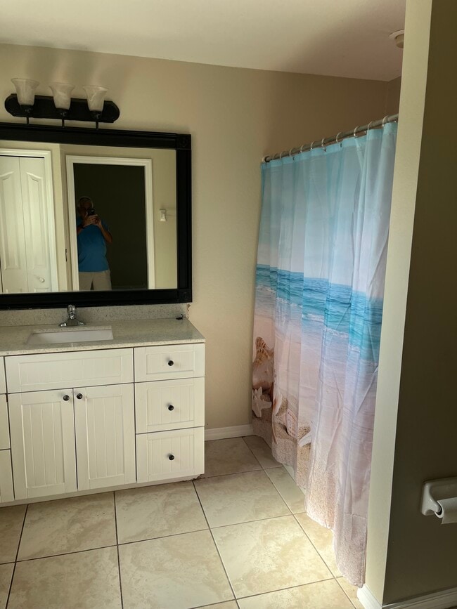 Building Photo - 1534 Mincey Terrace