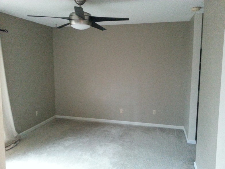 Master Bedroom - 132 Edgewater Ln