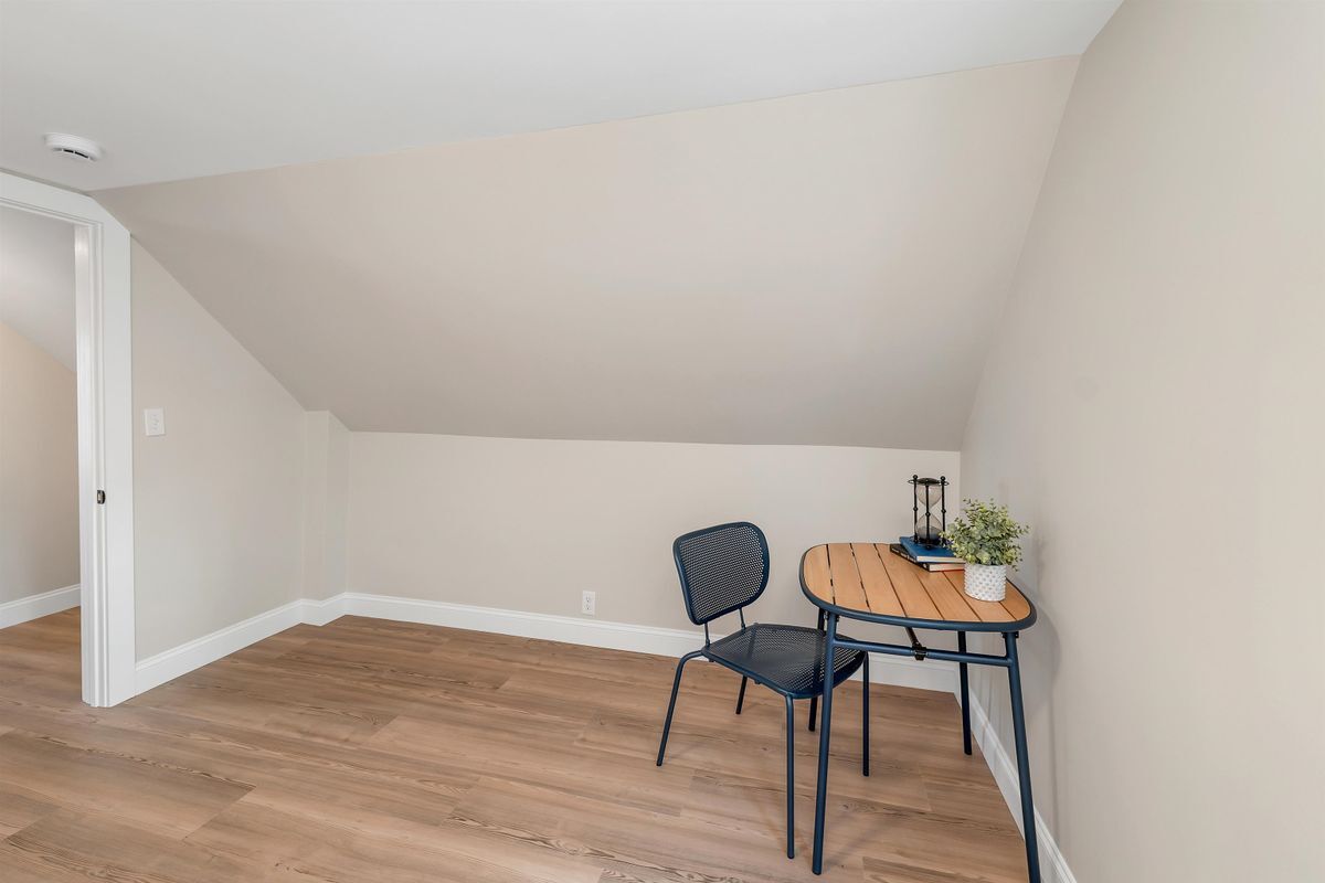 Building Photo - 3 Madison St