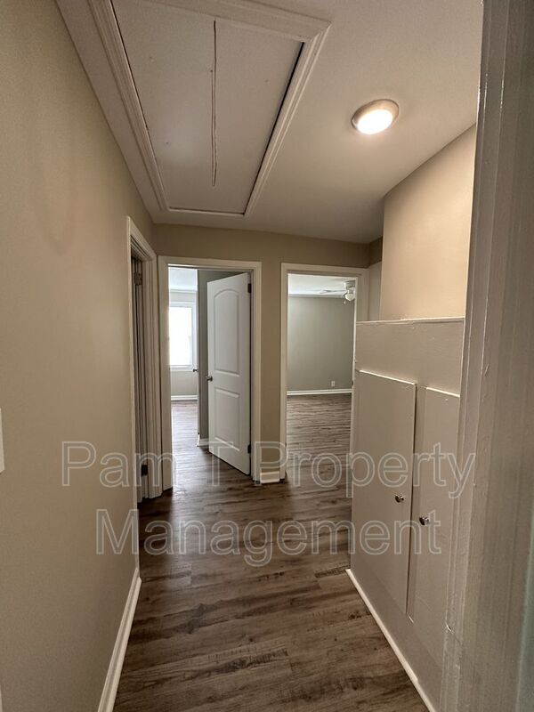 Building Photo - 1408 E 38th St