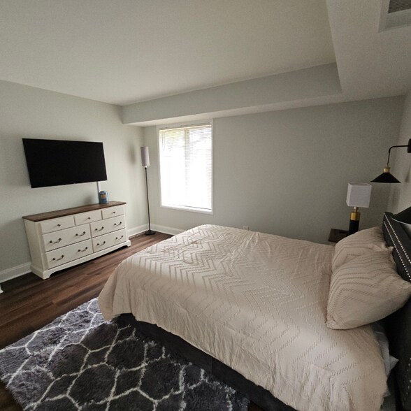 Building Photo - 10850 Green Mountain Cir