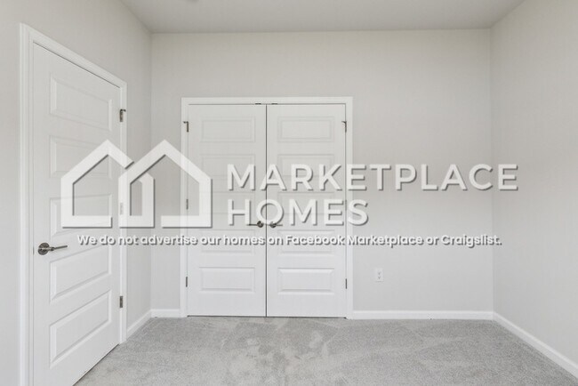 Building Photo - 313 McHenry Dr