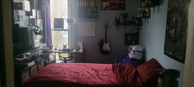 Building Photo - 325 S Michigan Ave