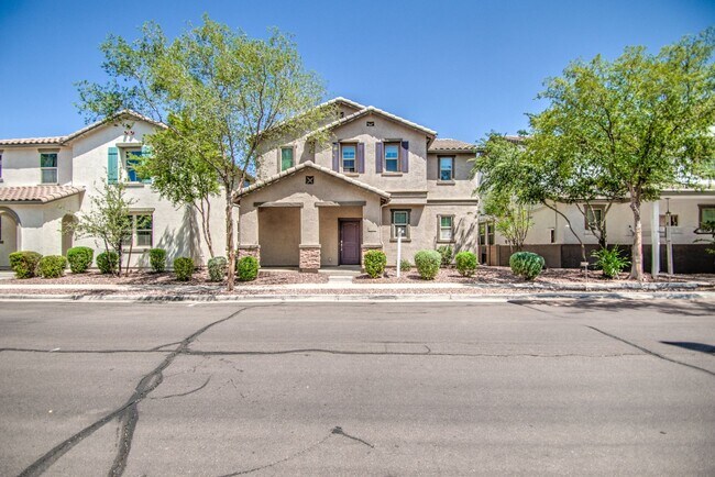 Building Photo - Stunning 3 bed plus Loft in Copper Ranch!