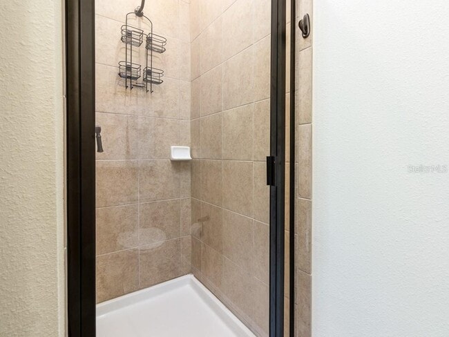 Building Photo - 3016 Parrot Head Pl