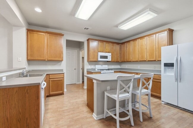 Building Photo - Gated Round Rock Ranch Lease | 3 Bed + Flex Space | 2,376 SF in The Enclave