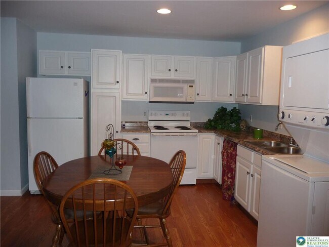 Building Photo - 4705 Pheasant Run Ct