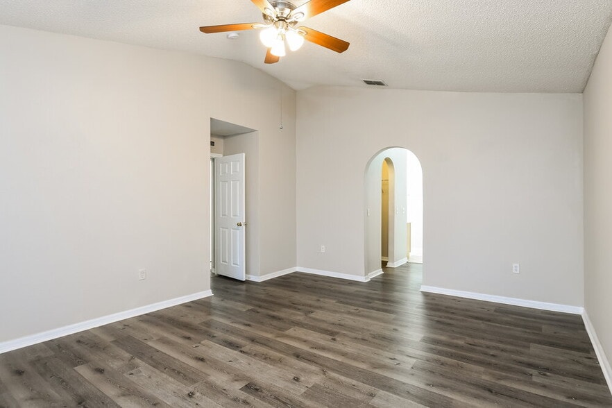 Building Photo - 5309 Sunset Canyon Dr