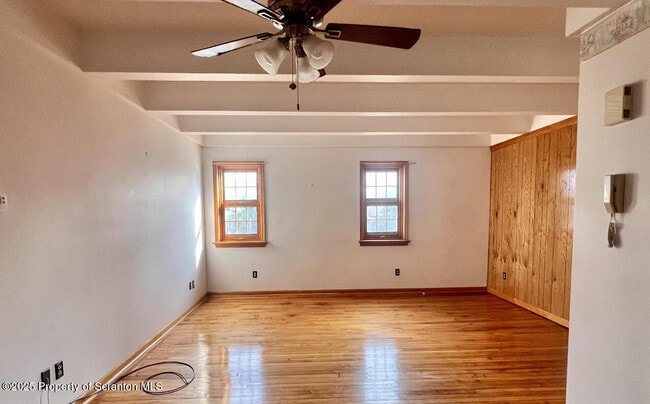 Building Photo - 1207 S Webster Ave