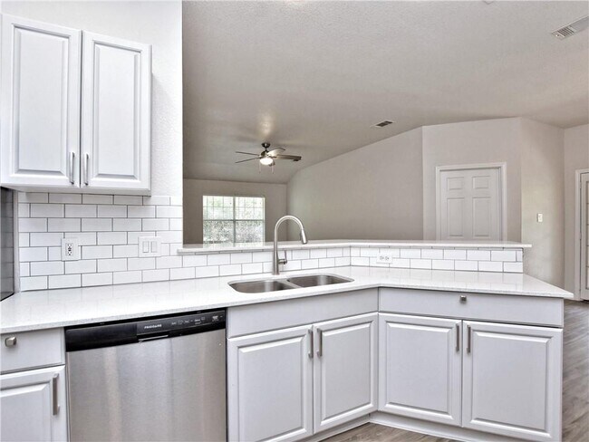 Building Photo - 21511 Pershing Ave
