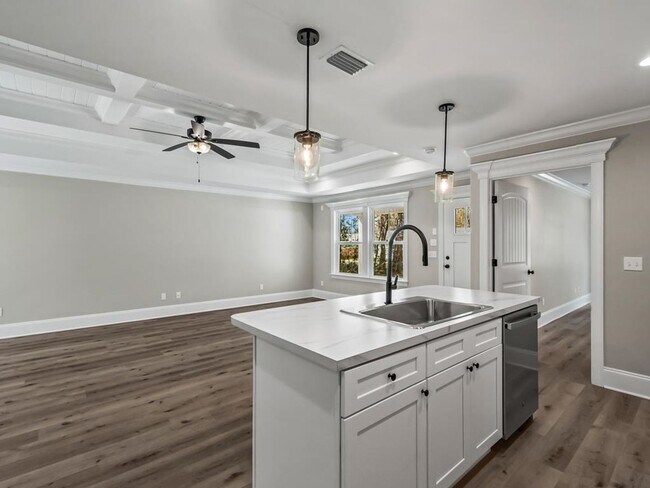 Building Photo - Newly Built 3 Bedroom Home Available Now