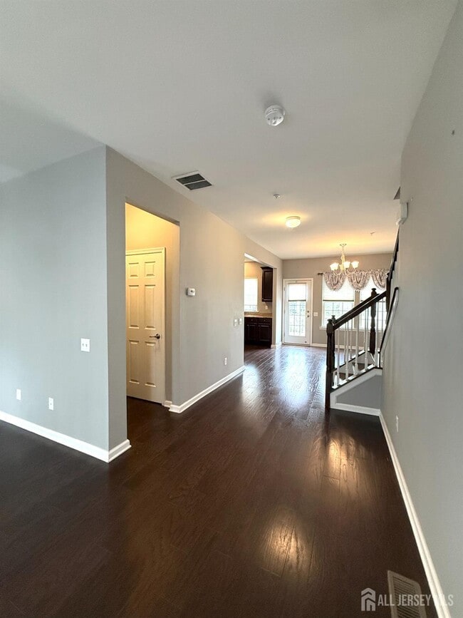 Building Photo - 1305 Hudson Cir