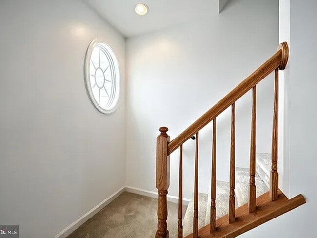 Building Photo - 1193 Ledge Dr