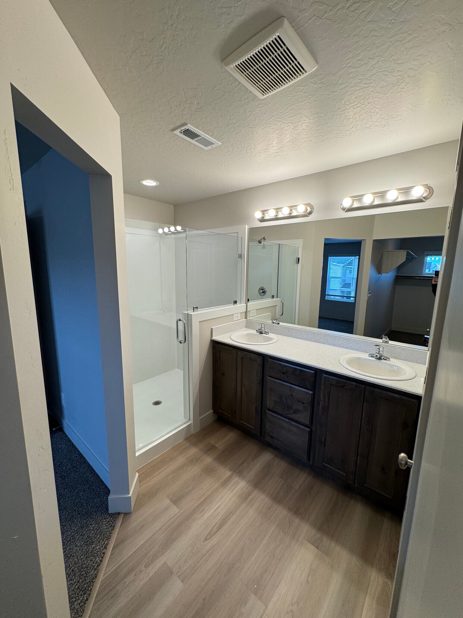 Building Photo - 4029 S Woodland Ave