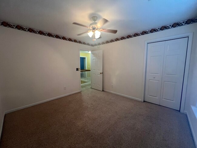 Building Photo - 565 Batty Way