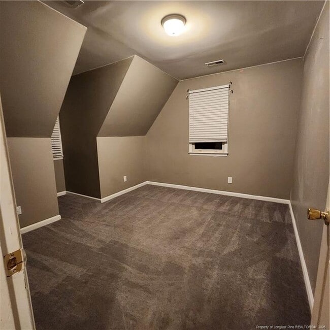 Building Photo - 4016 Bankside Dr