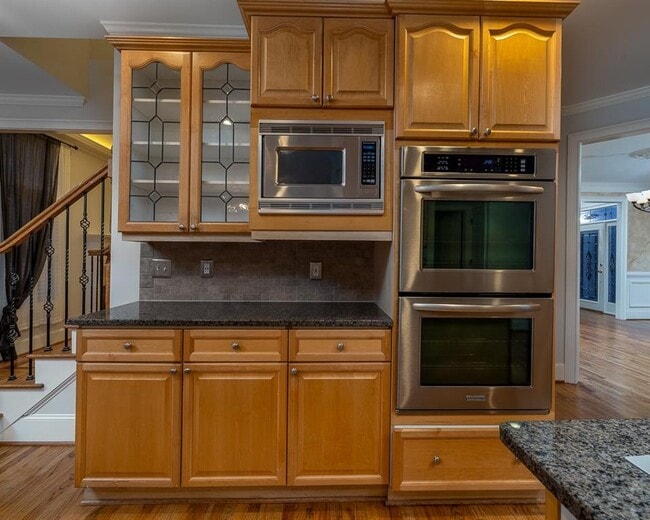 Building Photo - 9445 Stoney Ridge Ln
