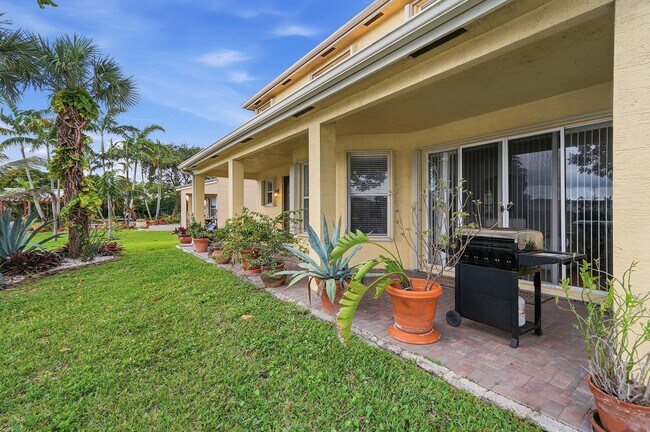 Building Photo - 4681 SW 131st Terrace