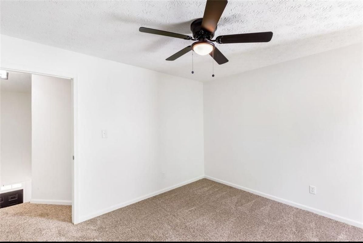 Building Photo - 3022 Kentmere Dr