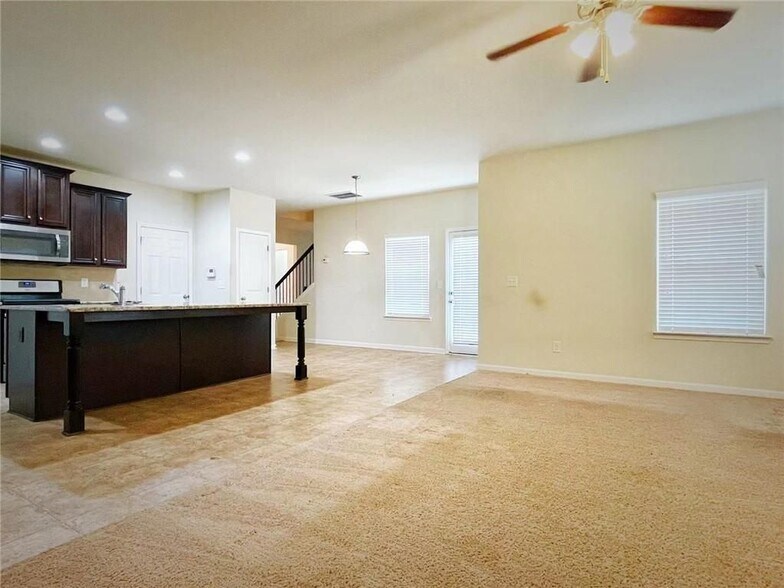 Building Photo - 954 Spanish Moss Tr