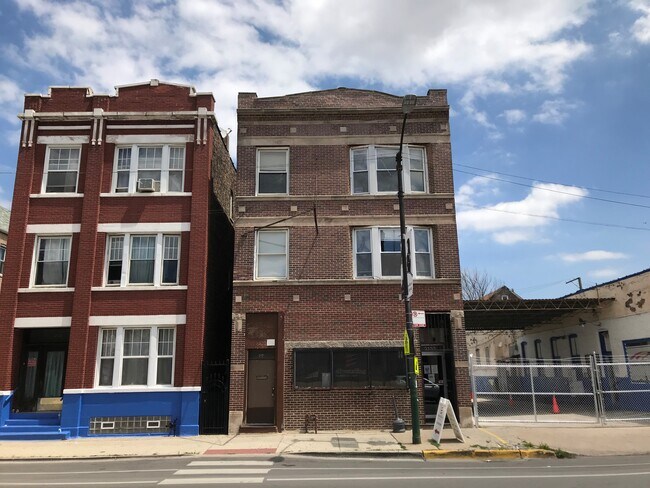 Exterior - 2133 S California Ave
