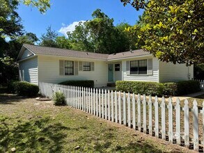Building Photo - 382 Pecan Ave