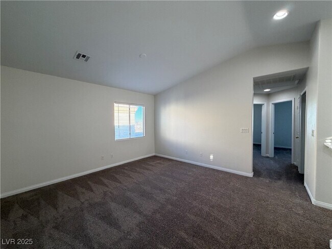 Building Photo - 287 Red Eucalyptus Dr