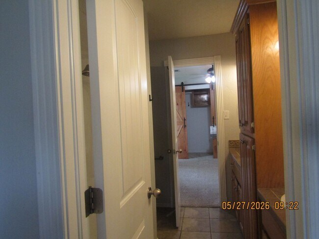 Building Photo - Beautiful 4-bedroom home located in the Heritage Hills Area!