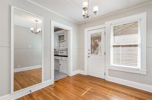 Building Photo - 2112 McMillan Ave