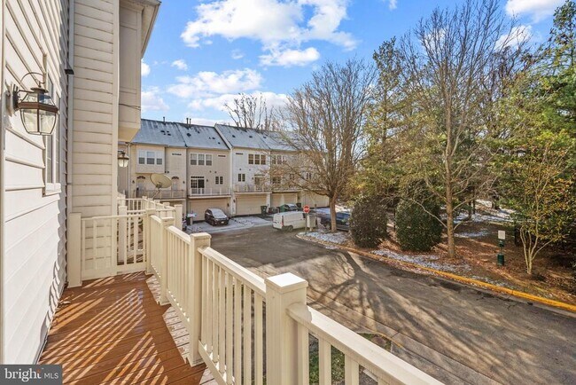 Building Photo - 4505 Henley Pl