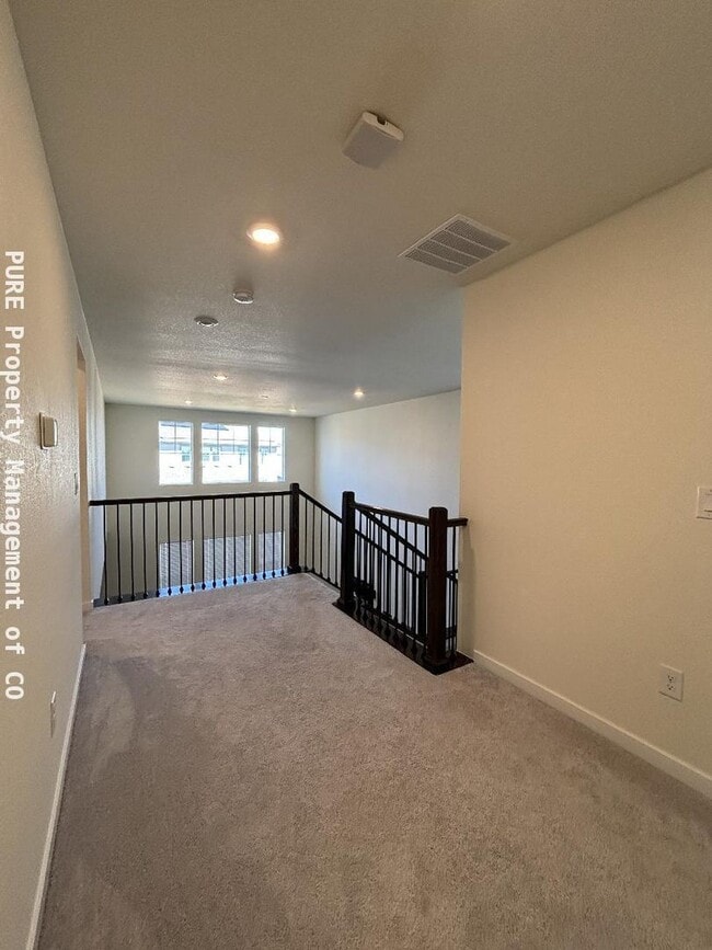 Building Photo - Beautiful 5-Bedroom, 4-Bathroom 2-Story Home!