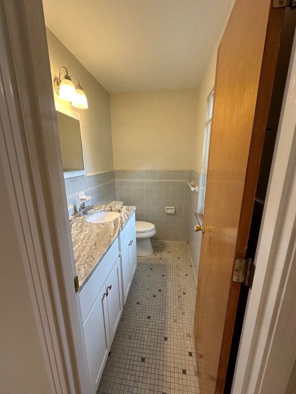 Building Photo - 3807 Leland Rd