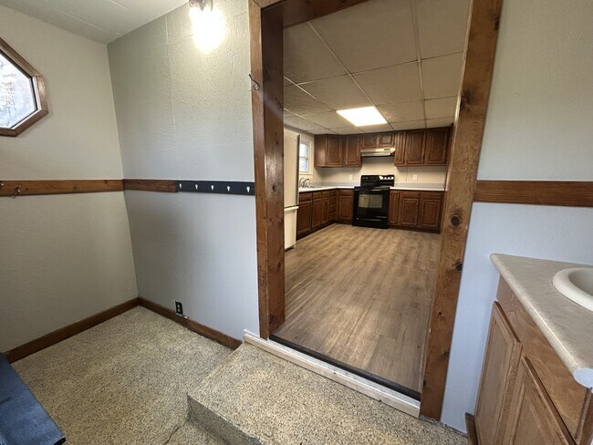 Building Photo - 6640 E Carson City Rd