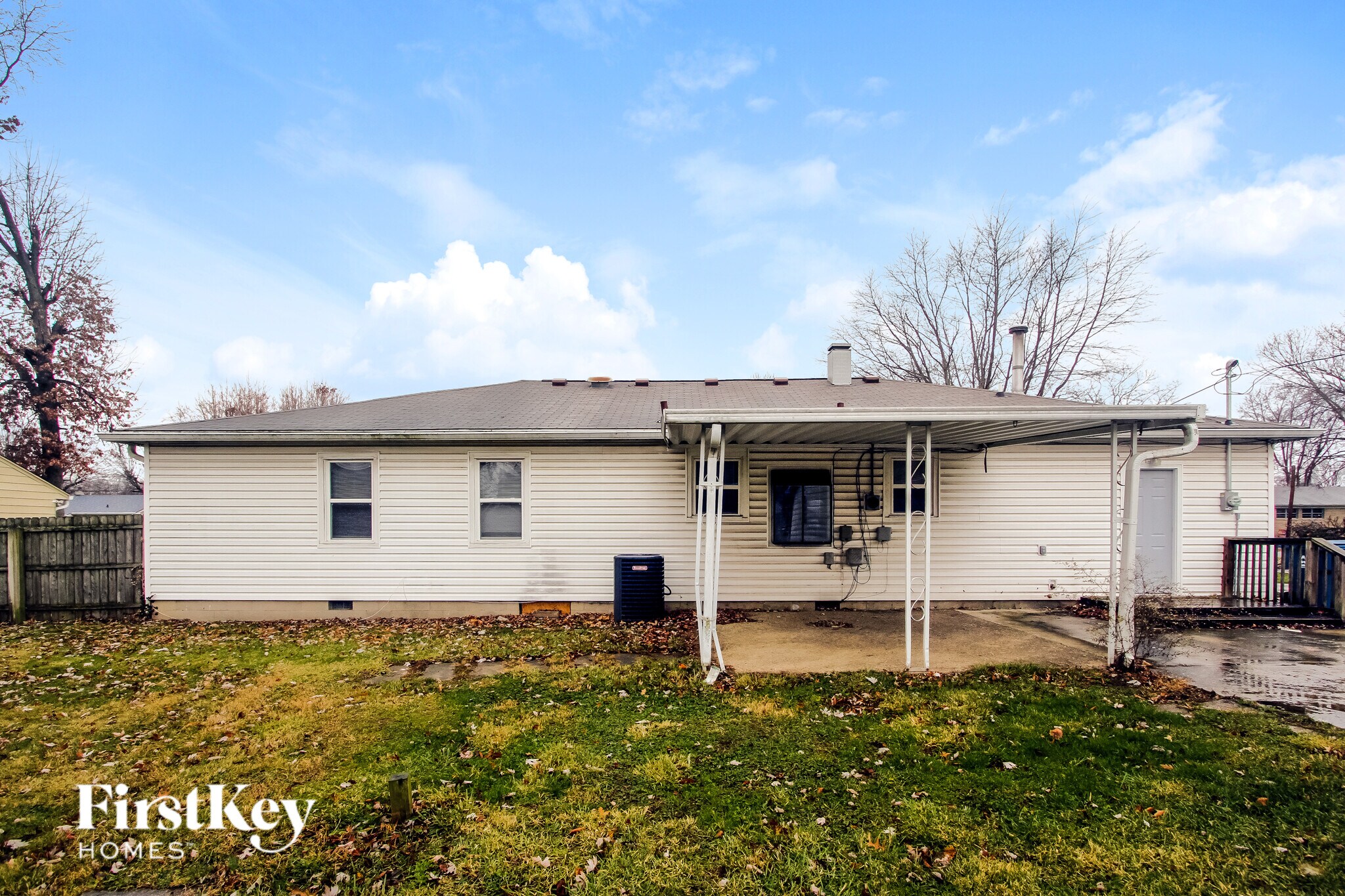 Building Photo - 311 N Boehning St