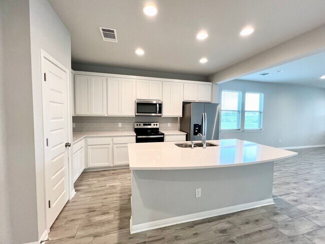 Building Photo - 256 Wild Wind Trail