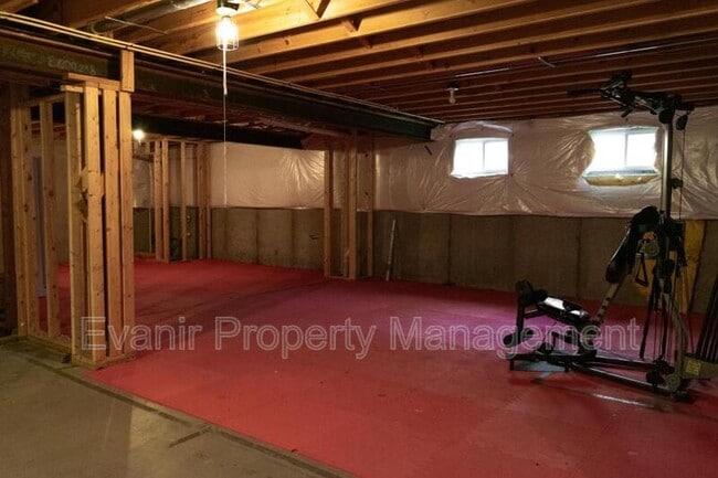 Building Photo - 2257 Murphy Ln E