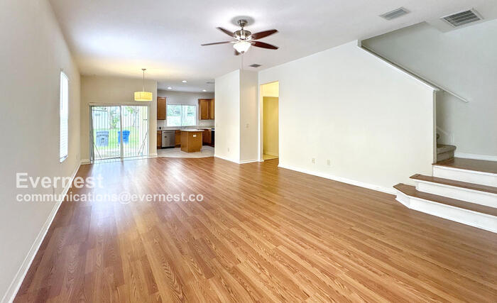 Building Photo - 10545 Shady Falls Ct