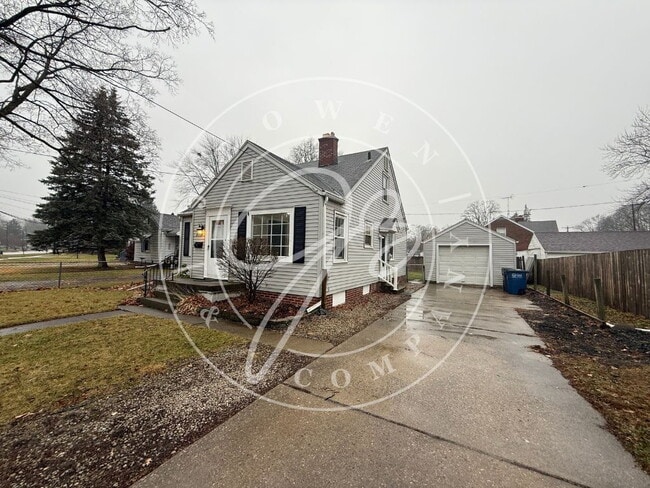 Building Photo - 4114 S Detroit Ave