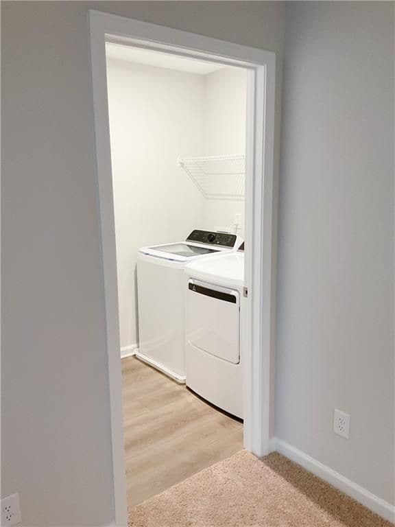 Building Photo - 483 Crown Dr