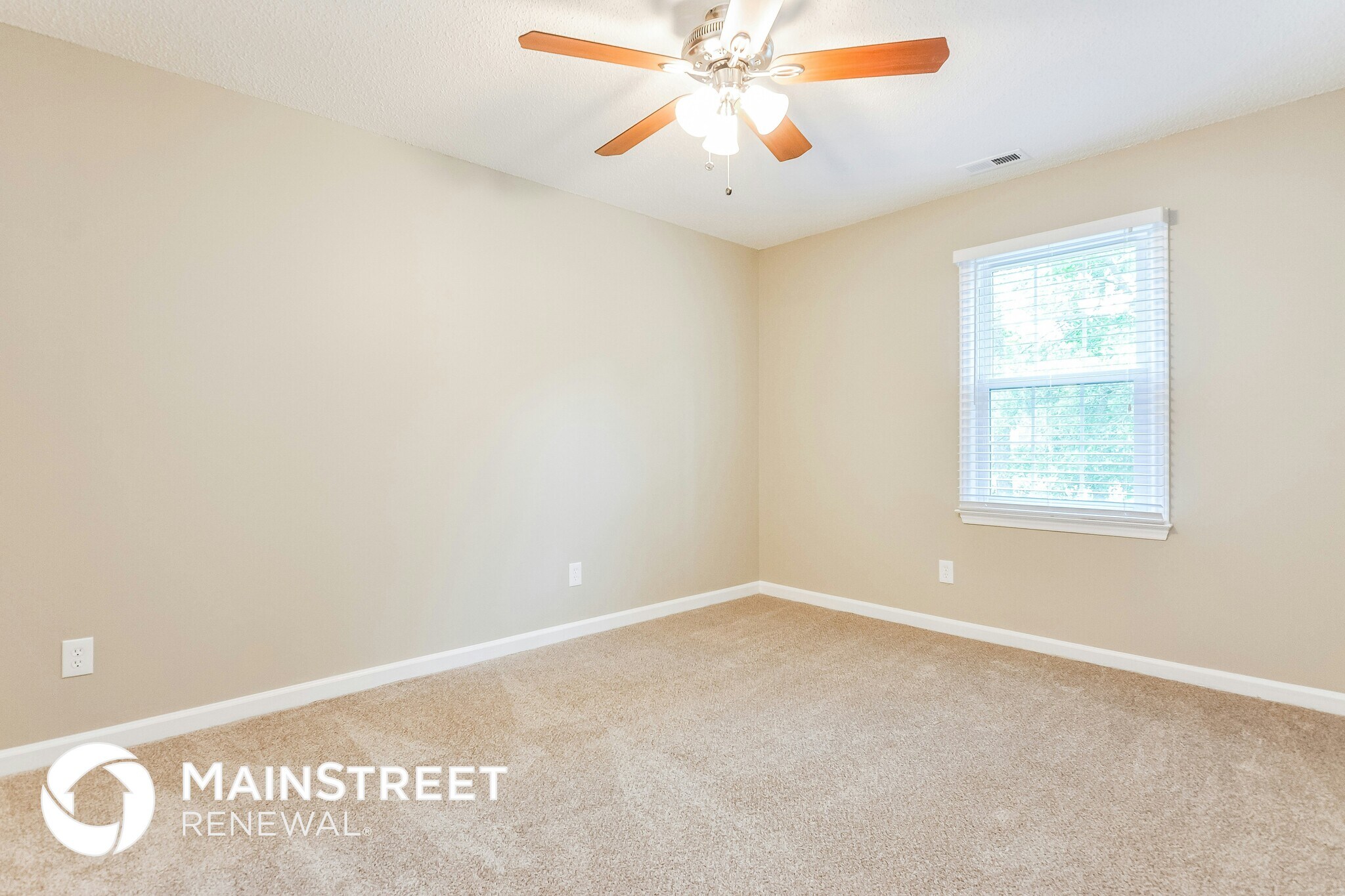 Building Photo - 501 Hunters Ridge Dr