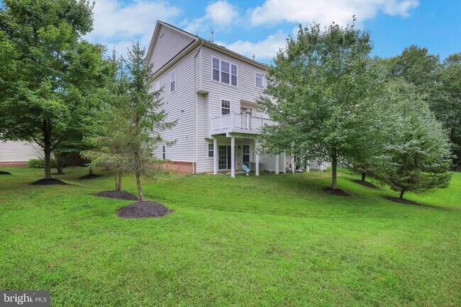 Building Photo - 9850 Solar Course