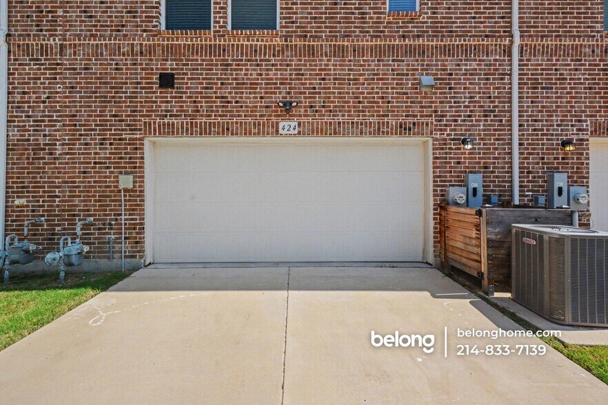 Building Photo - 424 Matthew Dr