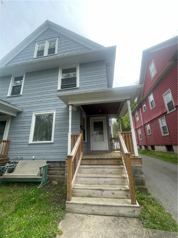 Primary Photo - 40-42-42 Rosedale St