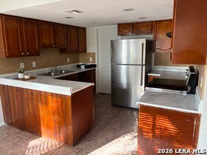 Building Photo - 9619 Annandale Dr