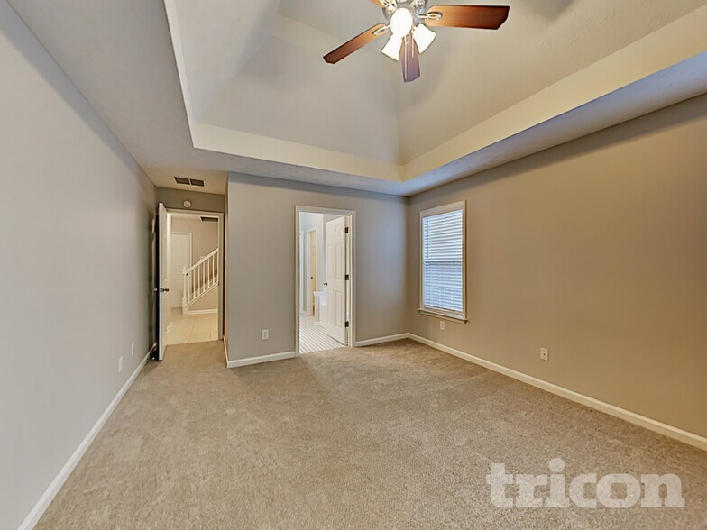 Building Photo - 170 Orchard View