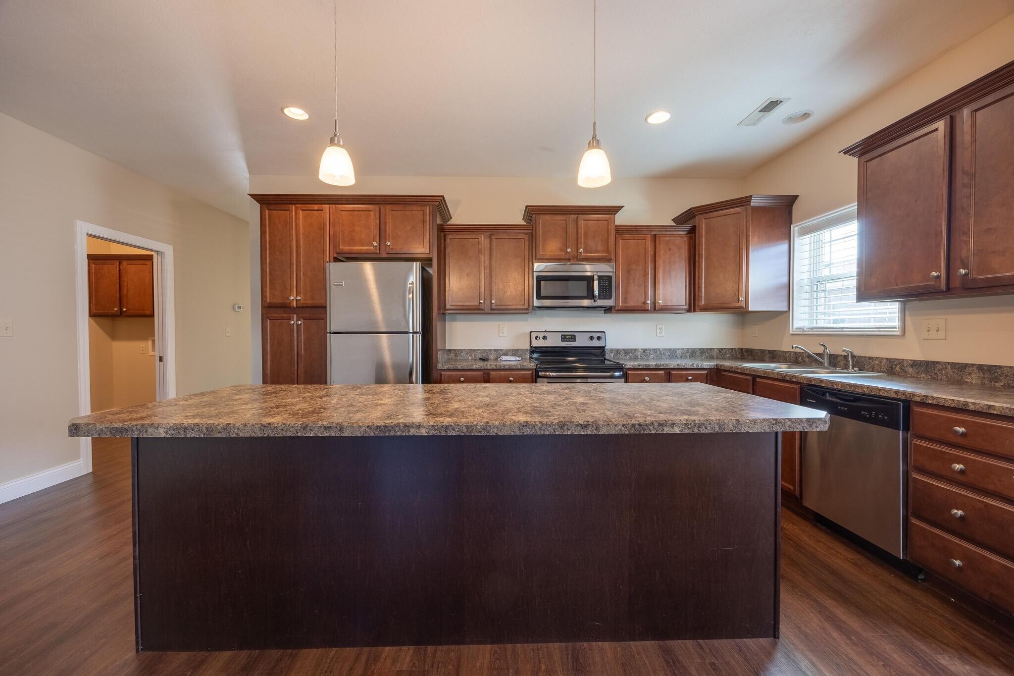 Building Photo - 4463 Downey St