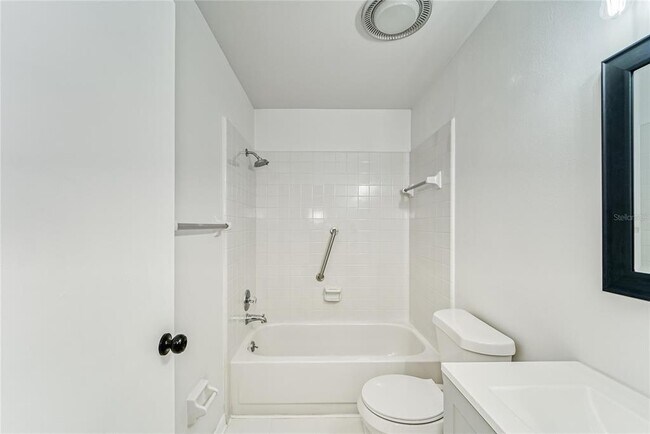 Building Photo - 1326 Idlewood Dr
