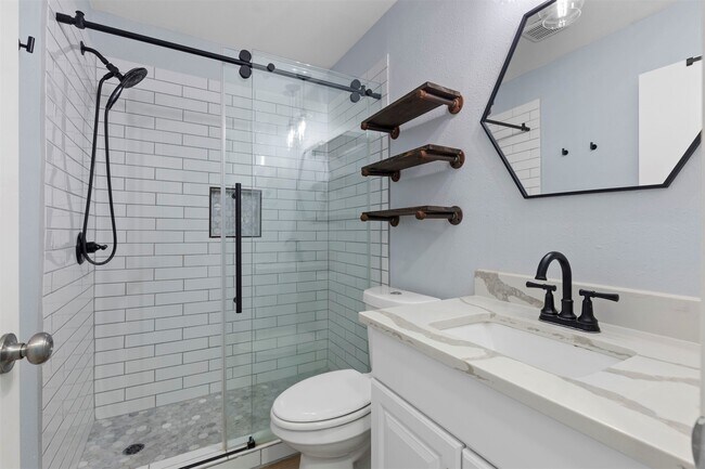 Building Photo - 202 Coppersmith Dr