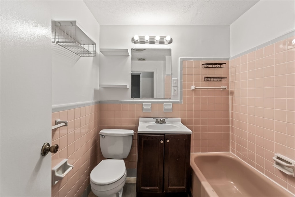 Building Photo - 4 Union Park